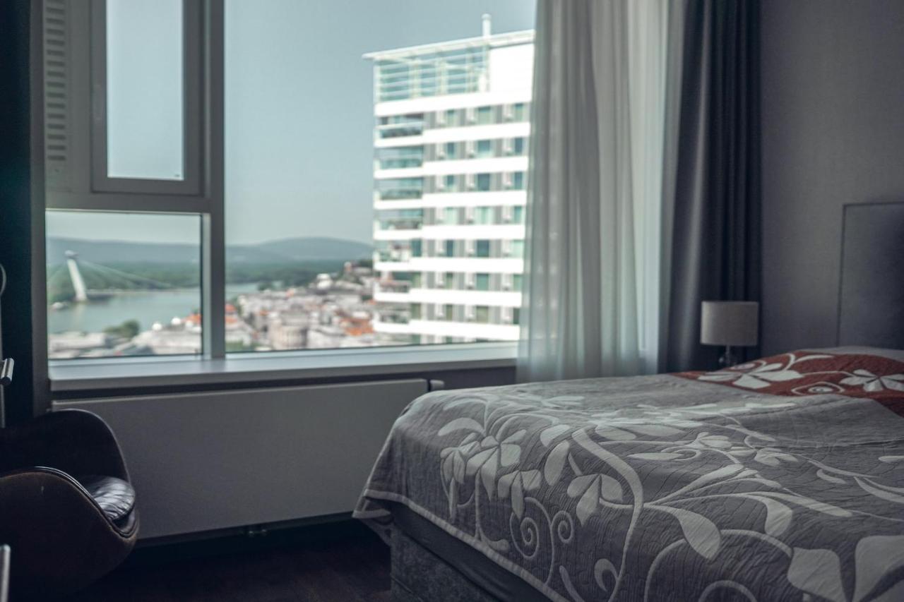 Voir Apartment Братислава Экстерьер фото